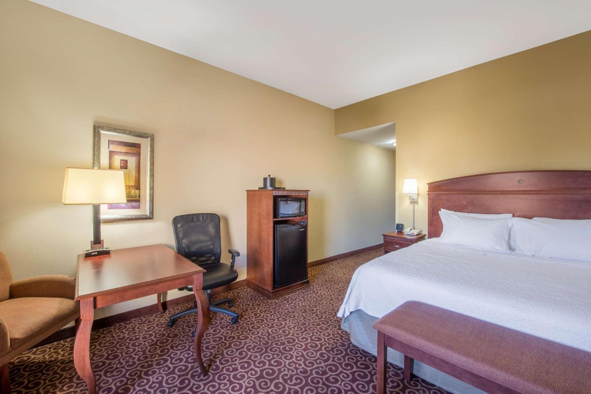 Hampton Inn & Suites Oklahoma City - South Exterior photo